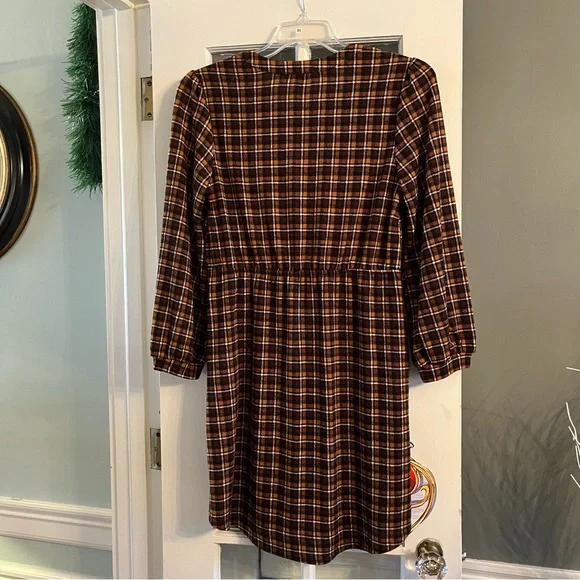 NWT Gilli Brown Plaid Long Sleeve Dress Size Large 🤎 - Picture 2 of 4